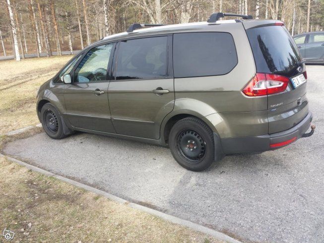 Begagnade bilar ford galaxy