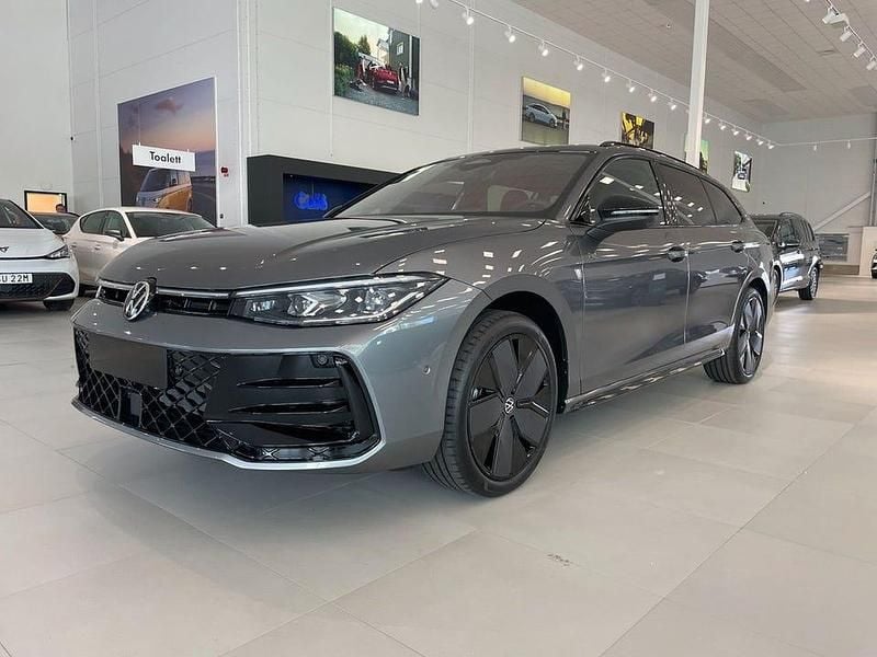 Ny VW Passat Edition 272 HK (200 kW) 2025 Grå Kombi