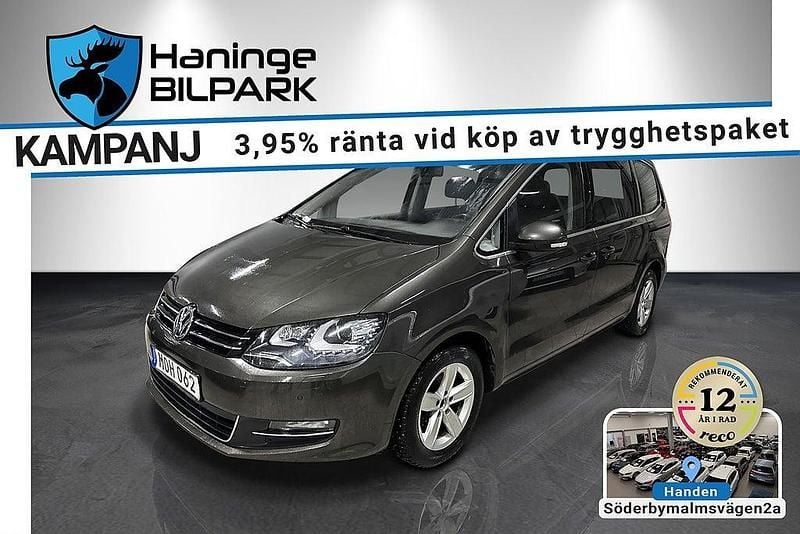 Brun Begagnad 2014 VW Sharan GT Minibuss | 99 995 kr (Superpris) - Bild 1/2