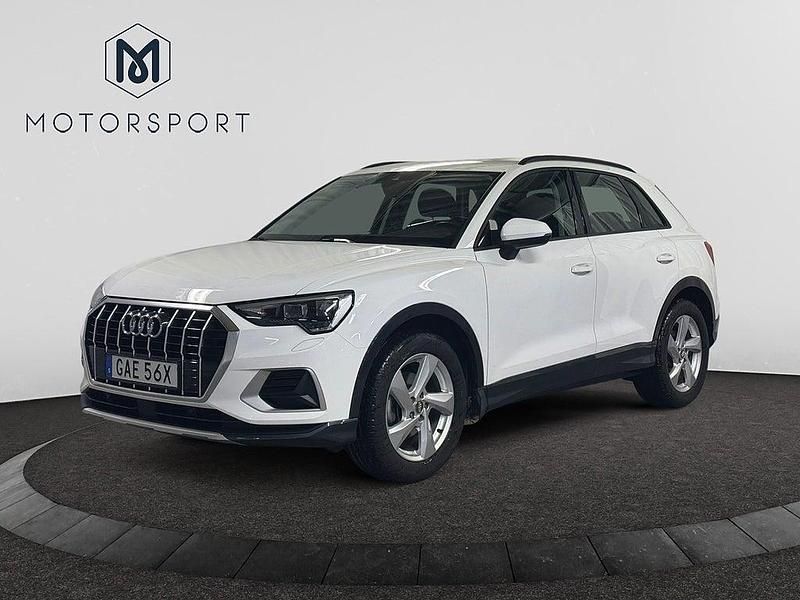 Vit Begagnad 2019 Audi Q3 Advanced SUV | 269 900 kr (Marknadspris) - Bild 1/3