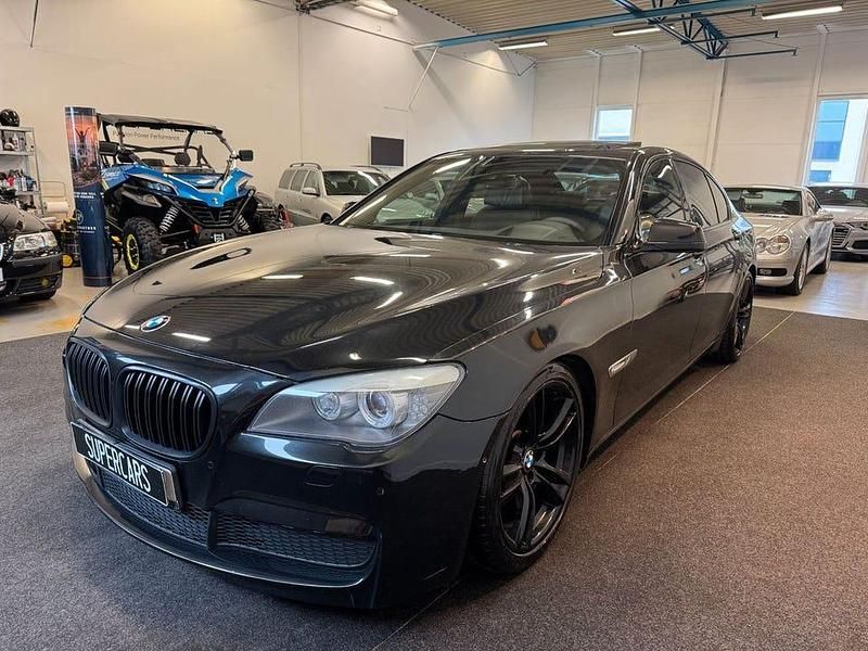 Begagnad BMW 730 M Sport 245 HK (180 kW) 2010 Svart Sedan