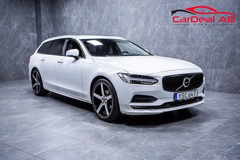 Vit Begagnad 2018 Volvo V90 Momentum Kombi | 169 800 kr (Marknadspris) - Bild 1/4