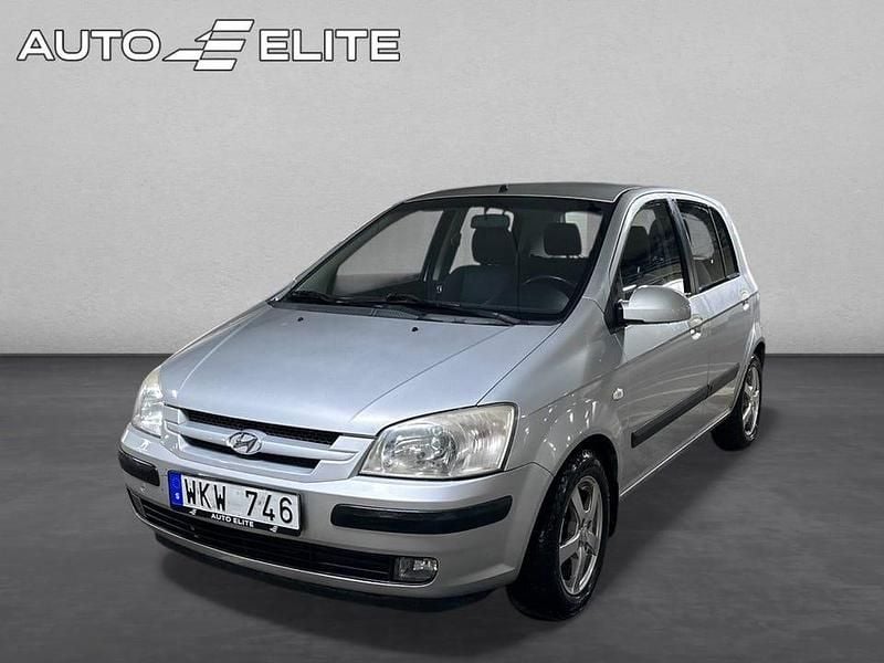 Silver Begagnad 2004 Hyundai Getz Halvkombi | 39 800 kr (Marknadspris) - Bild 1/4