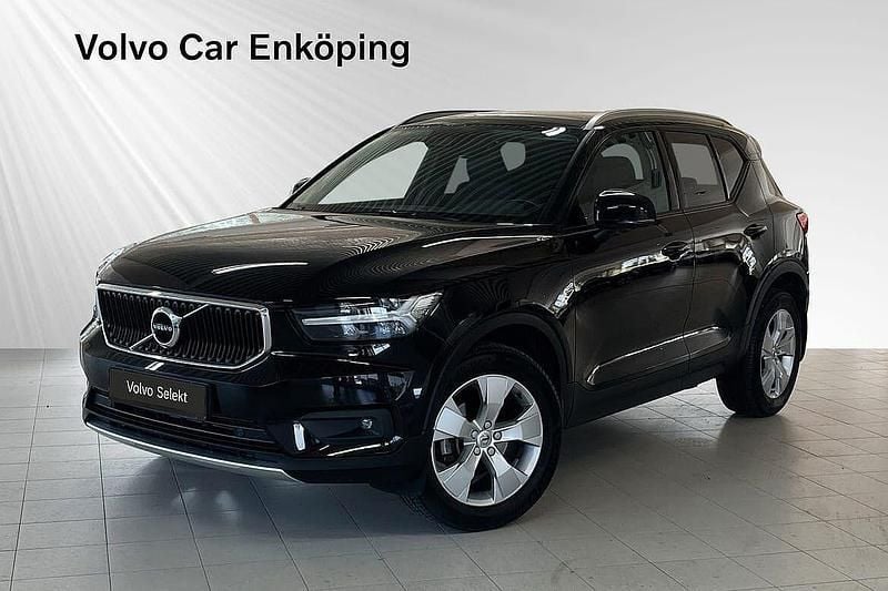 Svart Begagnad 2021 Volvo XC40 Momentum SUV | 284 900 kr (Bra pris) - Bild 1/3