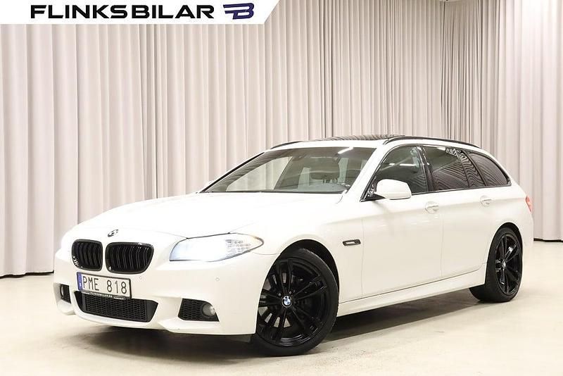 Vit Begagnad 2011 BMW 530 M Sport Kombi | 119 800 kr (Marknadspris) - Bild 1/4