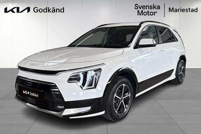 Vit Begagnad 2024 Kia Niro Advance SUV | 394 500 kr (Dyr) - Bild 1/4