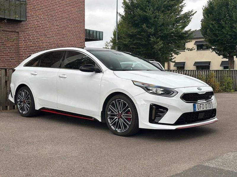 Begagnad Kia ProCeed GT GT 204 HK (150 kW) 2020 Vit Halvkombi