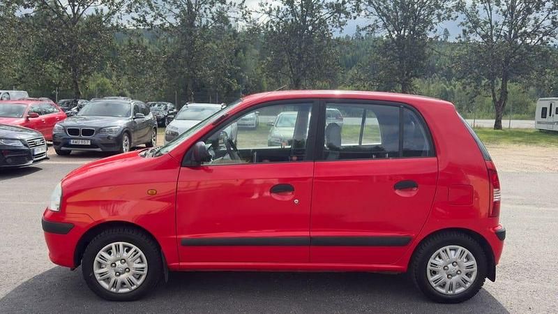 Begagnad Hyundai Atos Prime 63 HK (46 kW) 2007 Röd Halvkombi