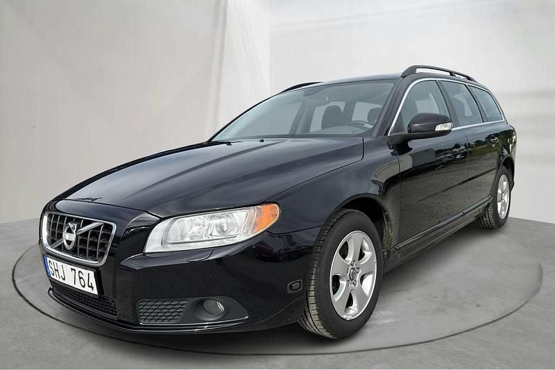 Svart Begagnad 2010 Volvo V70 Momentum Kombi | 55 000 kr (Marknadspris) - Bild 1/4