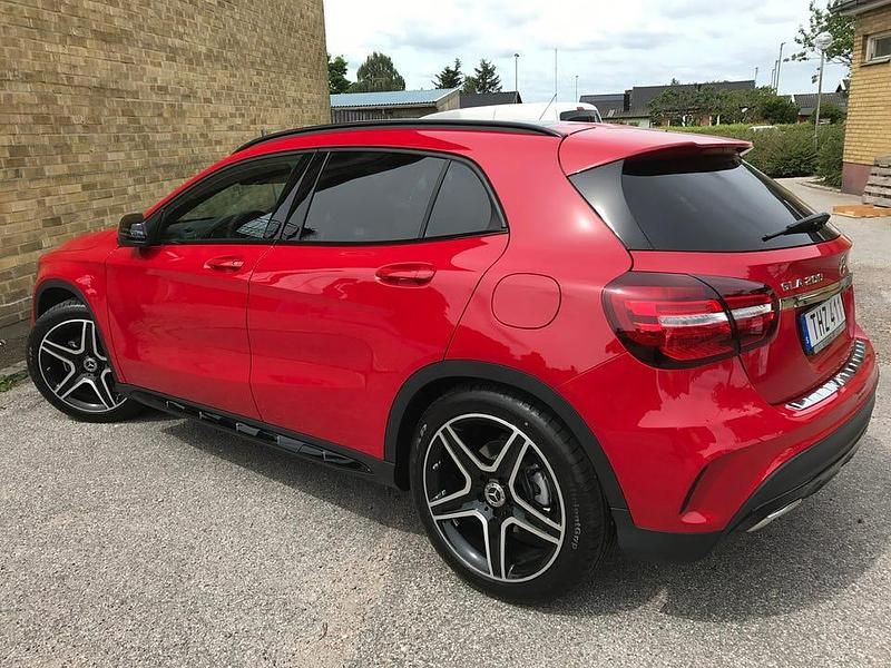 Begagnad Mercedes GLA200 156 HK (114 kW) 2018 SUV