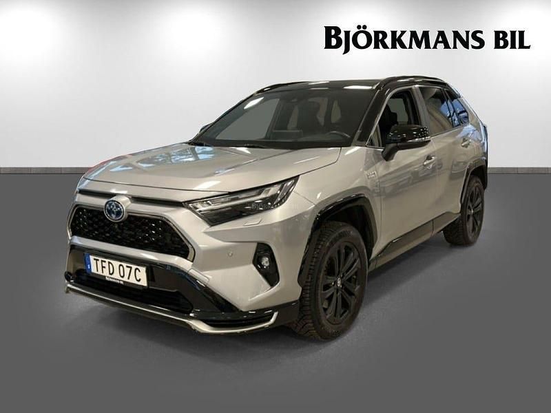 Grå Begagnad 2022 Toyota RAV4 Premium | 454 900 kr (Lite dyr) - Bild 1/4