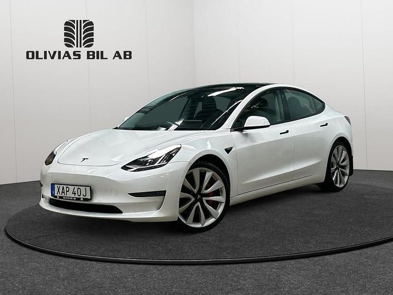 Vit Begagnad 2019 Tesla Model 3 Performance Sedan | 229 400 kr (Bra pris) - Bild 1/4