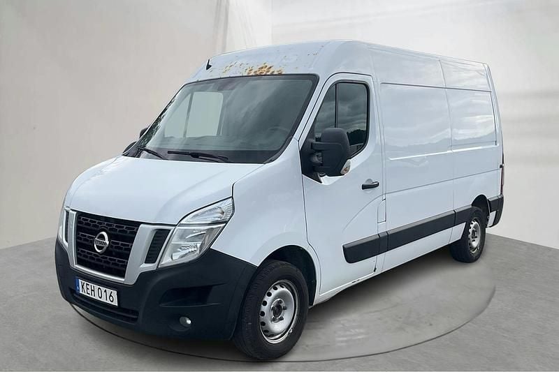 Vit Begagnad 2018 Nissan NV400 Van | 45 000 kr (Superpris) - Bild 1/4
