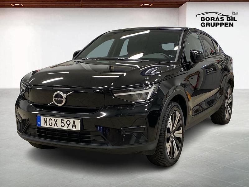 Begagnad Volvo C40 Core 303 kW (413 HK) 2023 Svart SUV