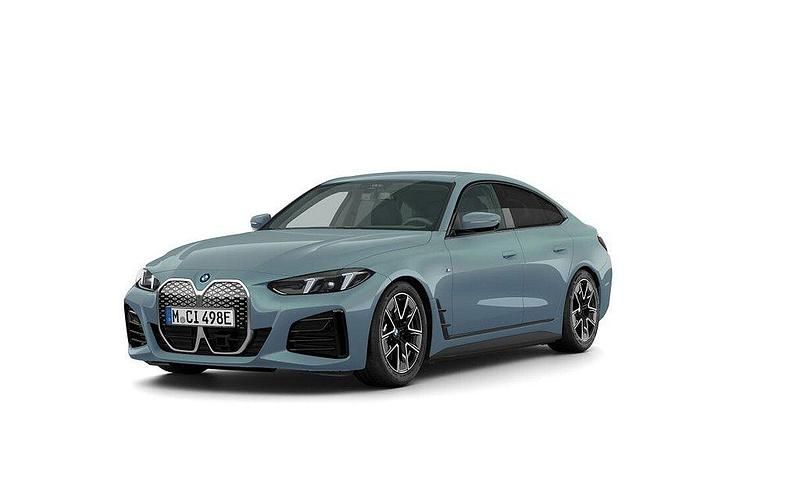 Grön Begagnad 2024 BMW i4 M Sport Sedan | 599 500 kr - Bild 1/4