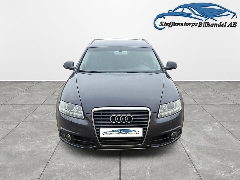 Begagnad Audi A6 Business 170 HK (125 kW) 2011 Grå Kombi