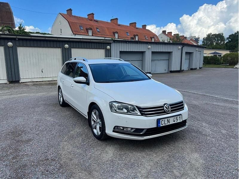 Vit Begagnad 2013 VW Passat GT Kombi | 69 000 kr (Bra pris) - Bild 1/4