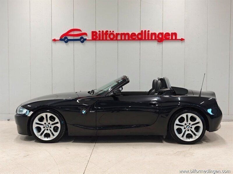 Svart Begagnad 2006 BMW Z4 Cab | 169 900 kr (Marknadspris) - Bild 1/4