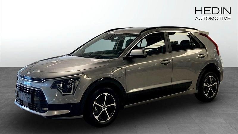 Ny 2025 Kia Niro SUV | 329 900 kr (Superpris) - Bild 1/4
