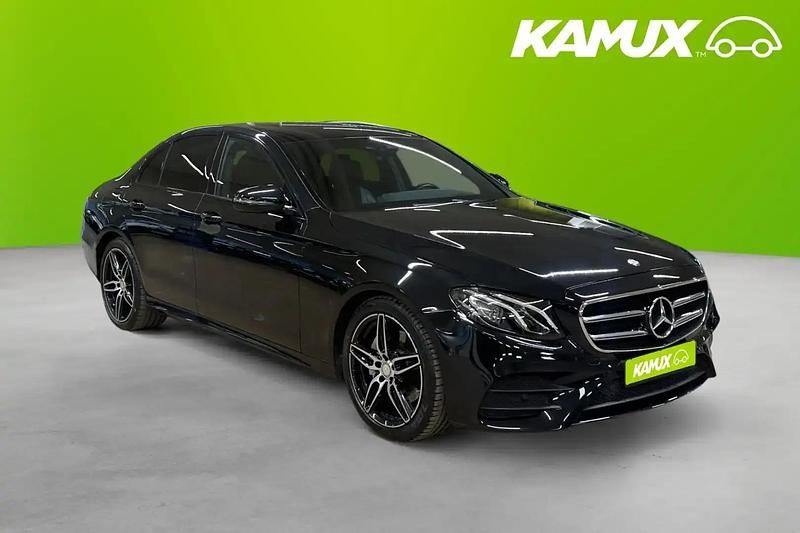 Svart Begagnad 2017 Mercedes E220 AMG Sedan | 298 800 kr (Dyr) - Bild 1/4