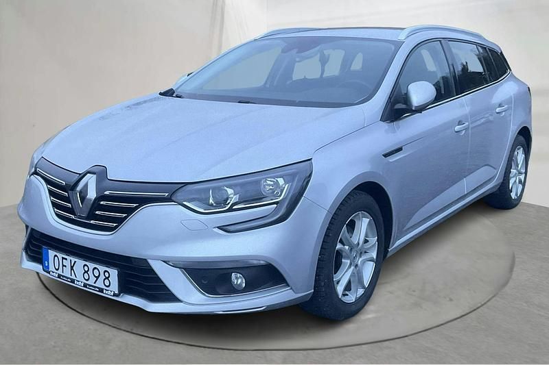 Silver Begagnad 2016 Renault Mégane III Kombi | 80 000 kr (Dyr) - Bild 1/4
