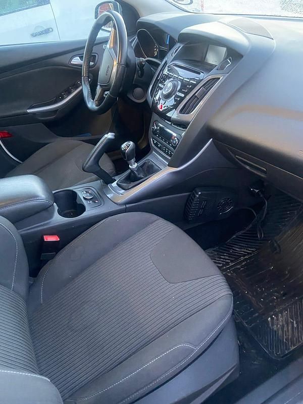 Begagnad Ford Focus 125 HK (91 kW) 2014