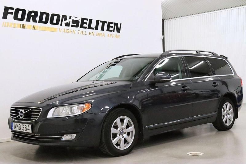 Grå Begagnad 2013 Volvo V70 Momentum Kombi | 124 800 kr (Lite dyr) - Bild 1/4