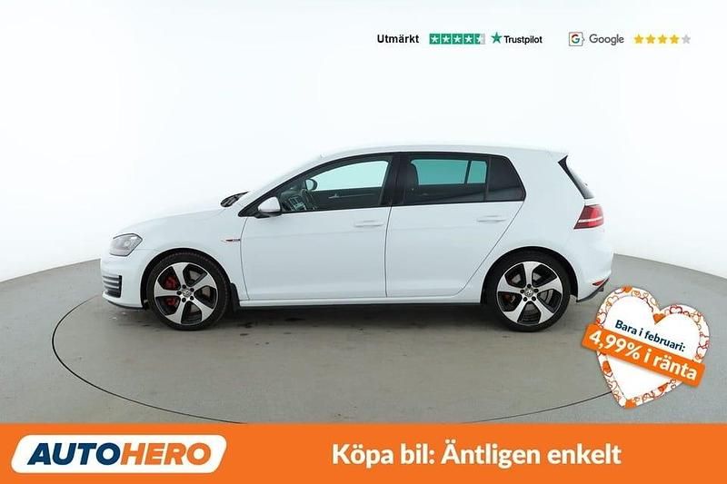 Begagnad VW Golf VII GTI 233 HK (171 kW) 2016 Vit Halvkombi