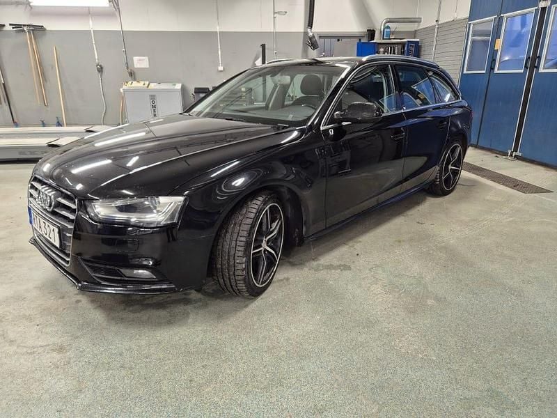Svart Begagnad 2013 Audi A4 Kombi | 79 000 kr (Bra pris) - Bild 1/1