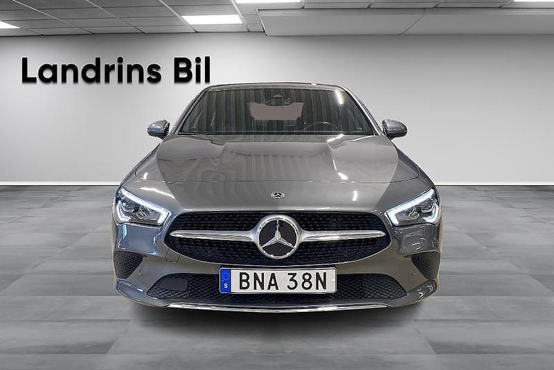 Begagnad Mercedes CLA250e Progressive 160 HK (117 kW) 2022 Mörkgrå Sedan