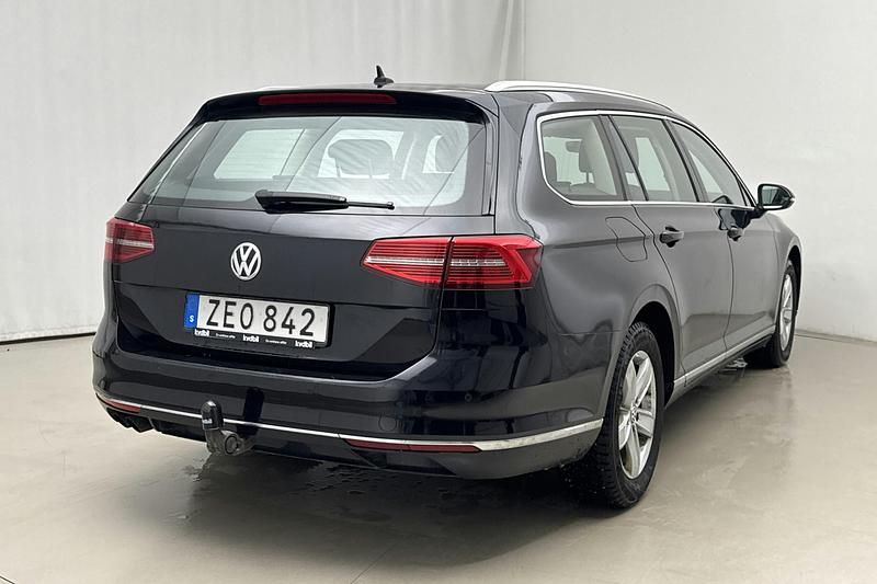Begagnad VW Passat 190 HK (139 kW) 2019 Svart