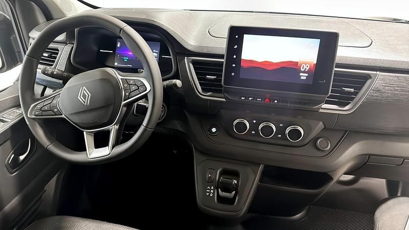 Ny Renault Trafic 150 HK (110 kW) 2025 Minibuss