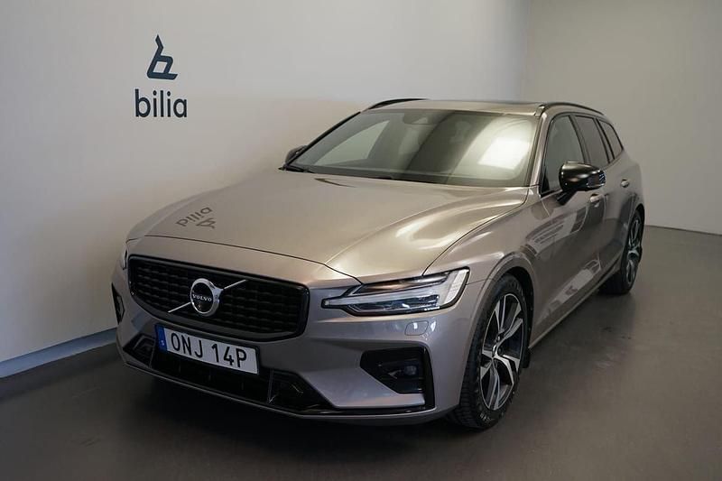 Grå Begagnad 2020 Volvo V60 R-Design Kombi | 389 500 kr (Dyr) - Bild 1/3