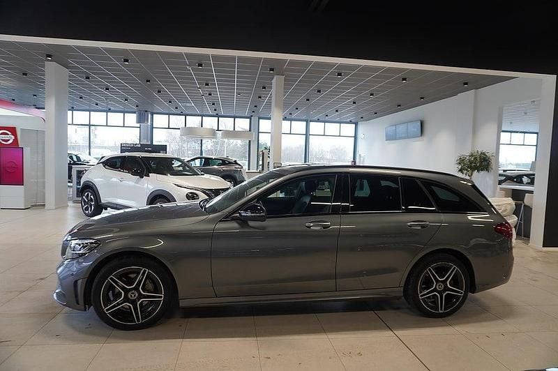 Begagnad Mercedes C220 AMG 194 HK (142 kW) 2019 Grå Kombi