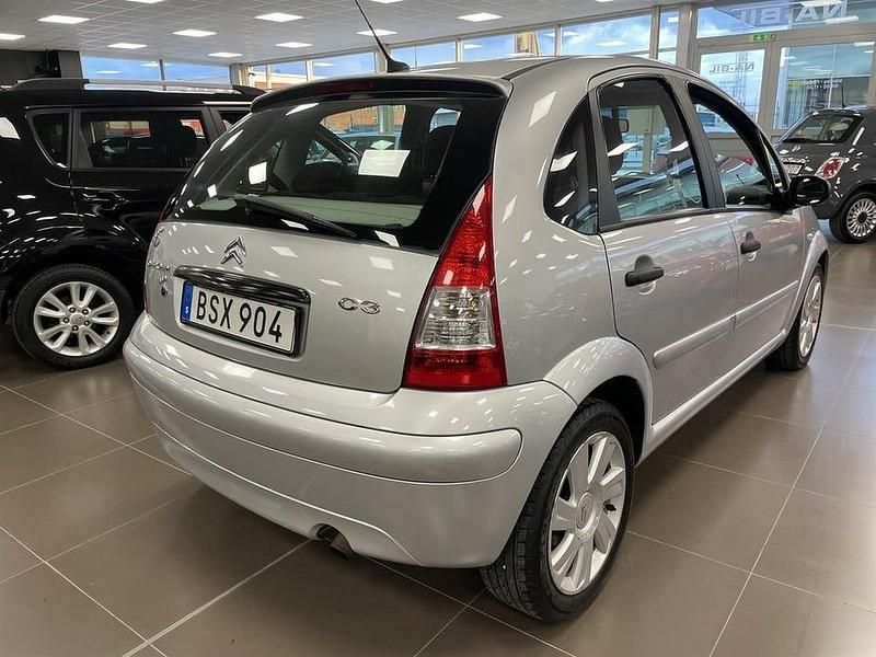 Begagnad Citroën C3 109 HK (80 kW) 2009 Silver Halvkombi