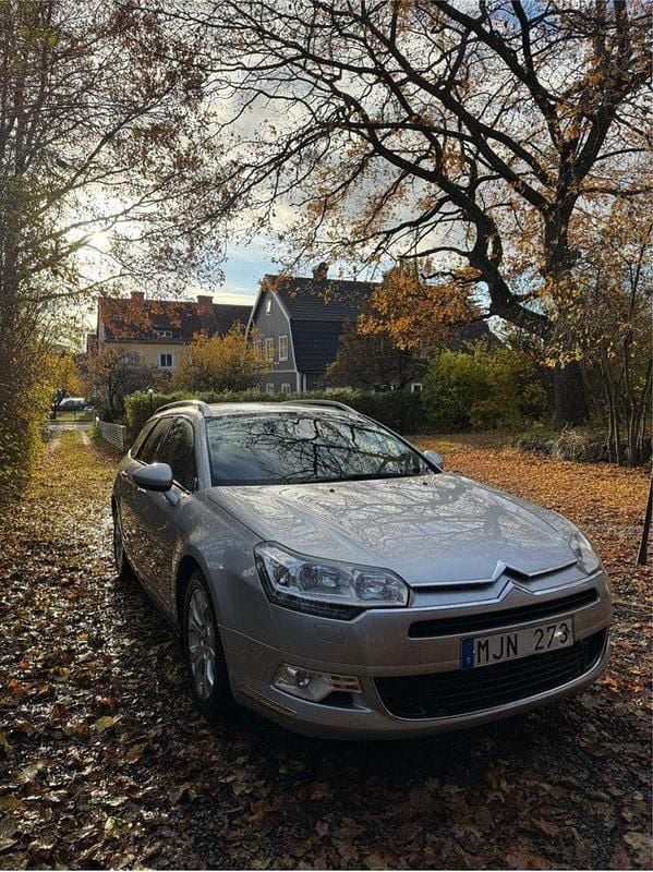 Silver Begagnad 2011 Citroën C5 Kombi | 50 000 kr (Bra pris) - Bild 1/4