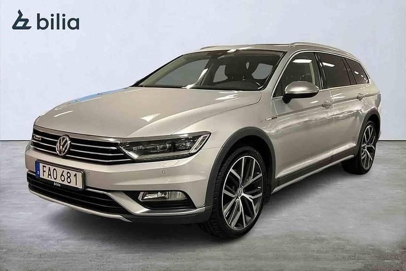Silver Begagnad 2019 VW Passat Alltrack Kombi | 214 900 kr (Marknadspris) - Bild 1/1