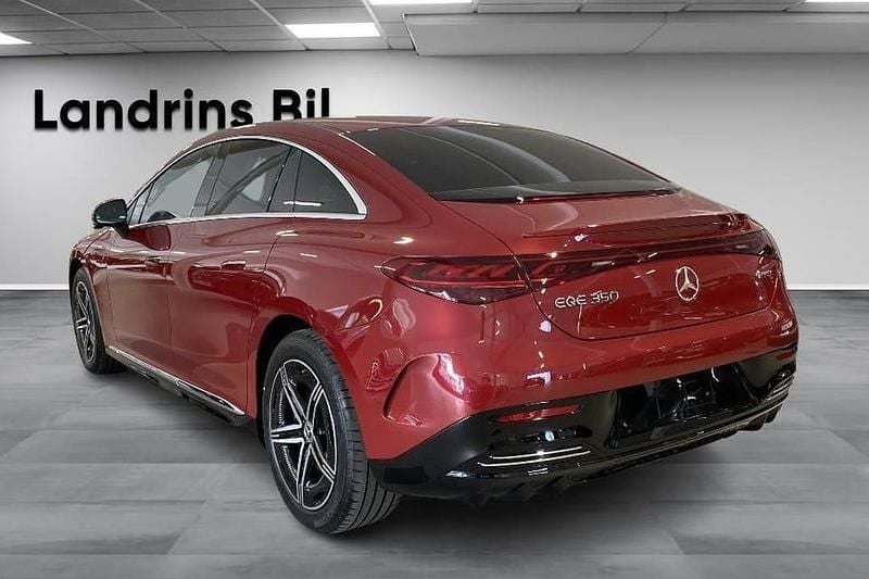 Begagnad Mercedes EQE350 Edition 214 kW (292 HK) 2024 Röd Sedan