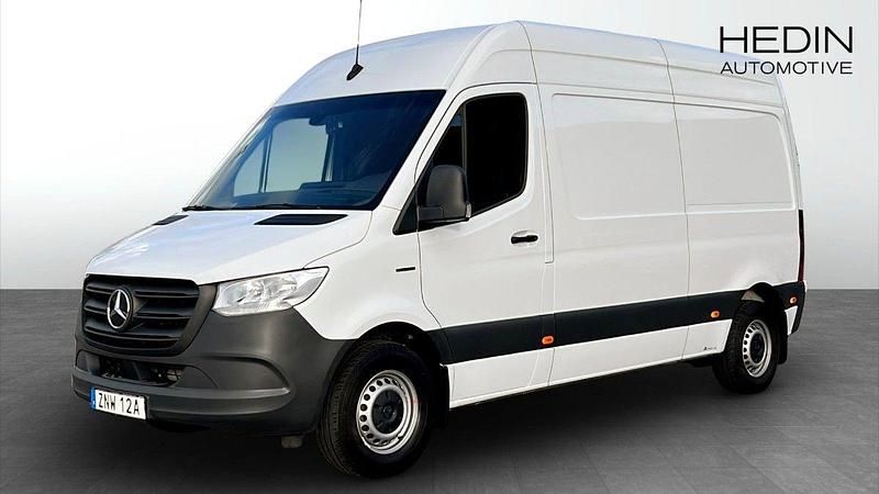 Vit (white) Begagnad 2021 Mercedes E-Sprinter Van | 329 900 kr (Marknadspris) - Bild 1/4