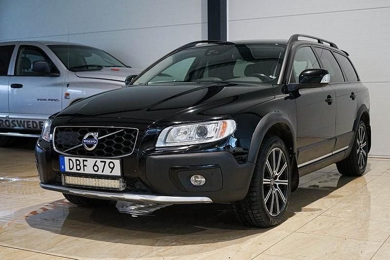 Begagnad Volvo XC70 Standard 181 HK (133 kW) 2016 Svart Kombi