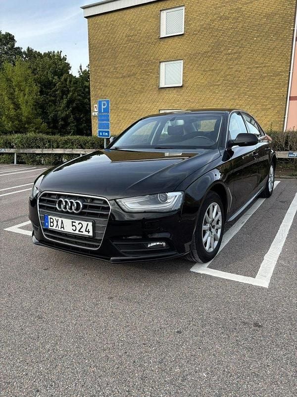 Svart Begagnad 2013 Audi A4 Sedan | 89 900 kr (Superpris) - Bild 1/4