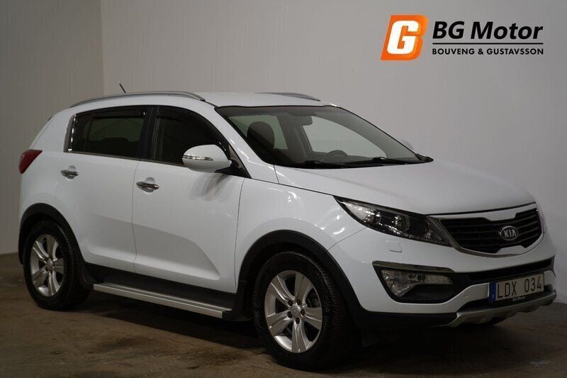 Vit Begagnad 2010 Kia Sportage SUV | 74 600 kr (Lite dyr) - Bild 1/3