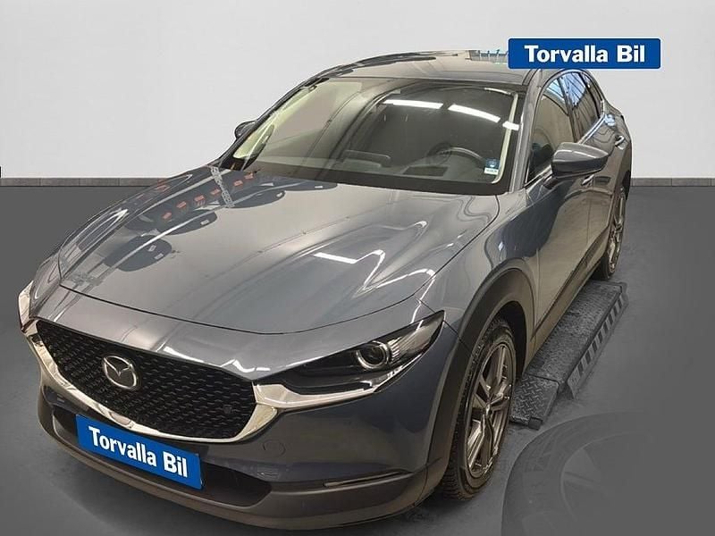 Grå Begagnad 2021 Mazda CX-30 SUV | 249 900 kr (Marknadspris) - Bild 1/4