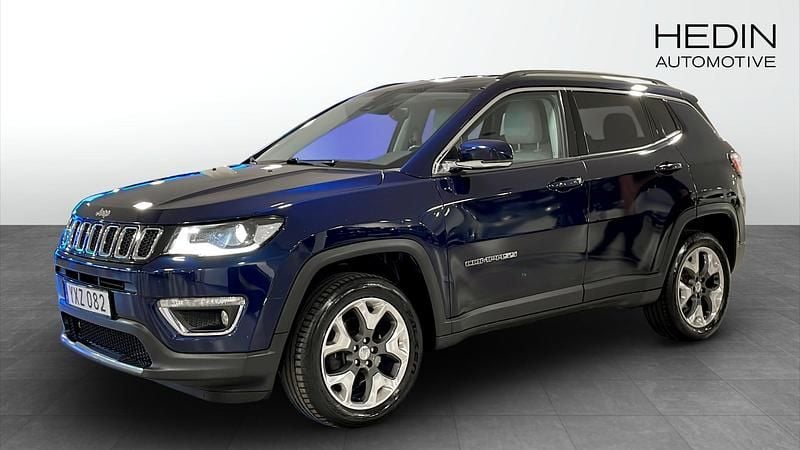 Blå (blue) Begagnad 2018 Jeep Compass SUV | 149 900 kr (Bra pris) - Bild 1/4