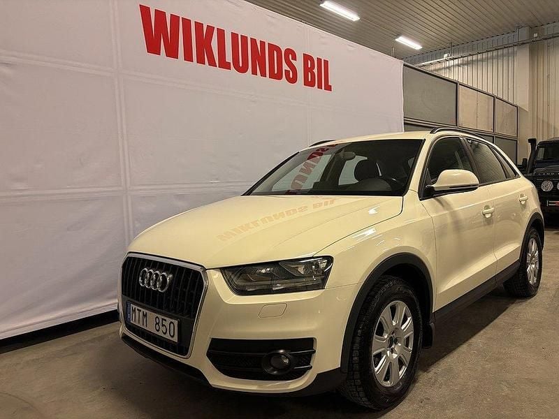 Vit Begagnad 2012 Audi Q3 SUV | 119 900 kr (Marknadspris) - Bild 1/4