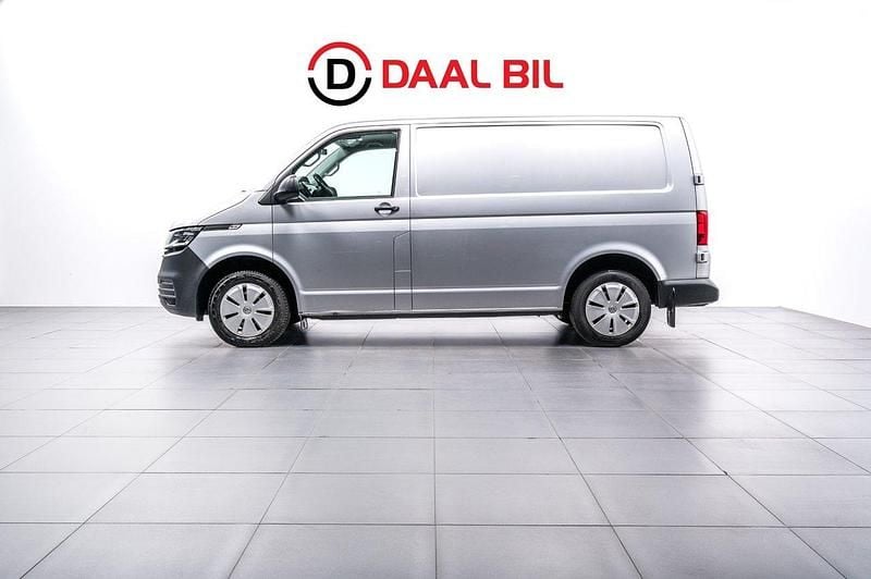 Silver Begagnad 2021 VW T6.1 Van | 299 700 kr (Superpris) - Bild 1/4