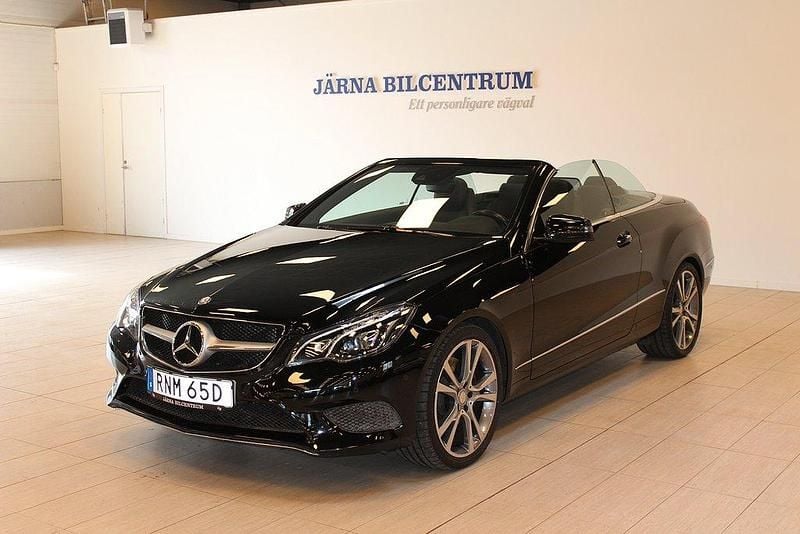 Svart Begagnad 2013 Mercedes E400 Cab | 329 900 kr - Bild 1/4