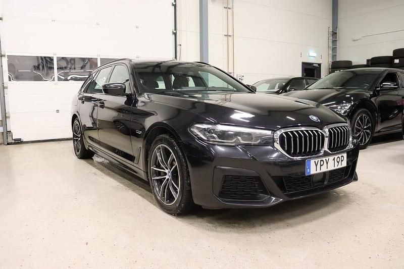 Begagnad BMW 530 M Sport 292 HK (214 kW) 2022 Svart Kombi