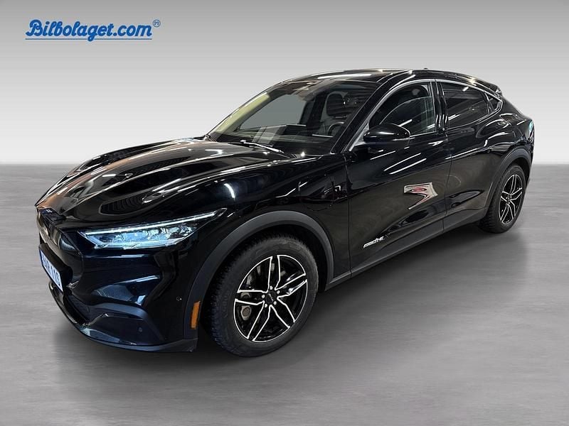 Begagnad Ford Mustang Mach-E 219 kW (298 HK) 2022 Svart SUV