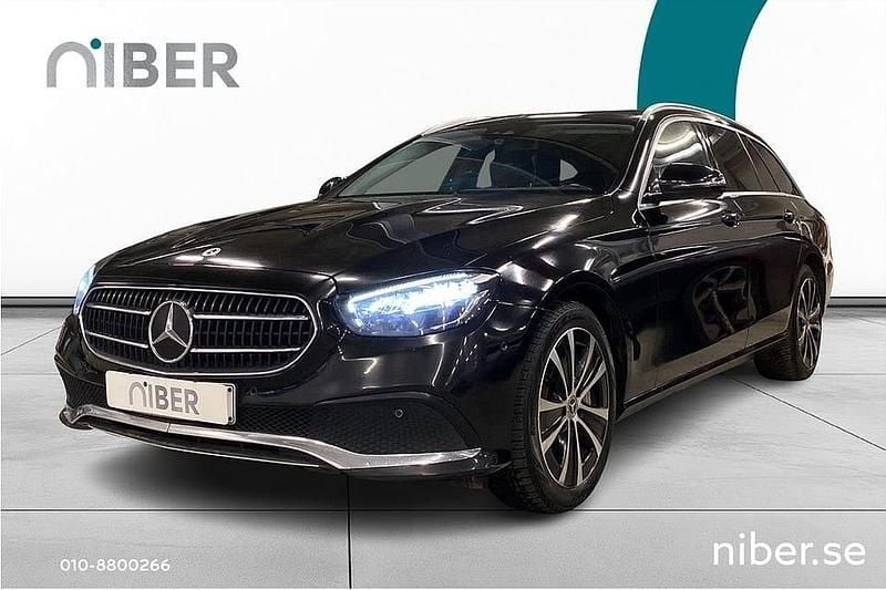 Svart Begagnad 2022 Mercedes E300 Kombi | 224 900 kr - Bild 1/4